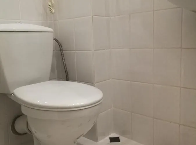 Cinnamon בית הארחה פלאנגה