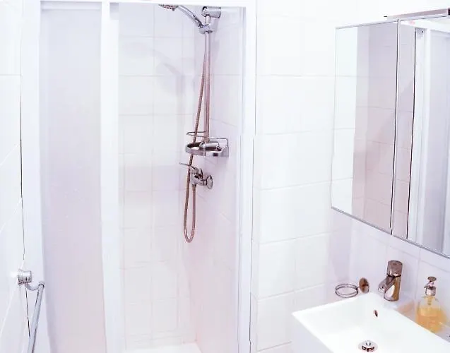 Cinnamon 3* פלאנגה