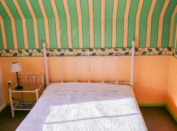 Cinnamon 3* פלאנגה