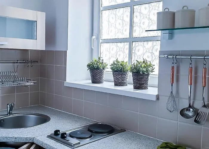 Cinnamon בית הארחה