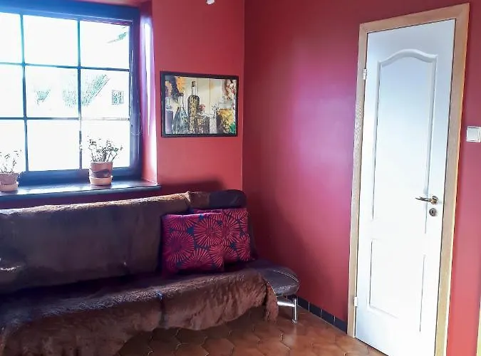 Cinnamon בית הארחה