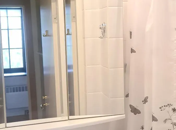 Cinnamon בית הארחה פלאנגה